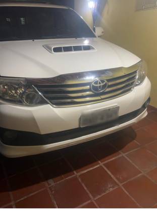 TOYOTA HILUX SW4 3.0 SRV 4X4 16V TURBO INTERCOOLER DIESEL 4P AUTOMÁTICO